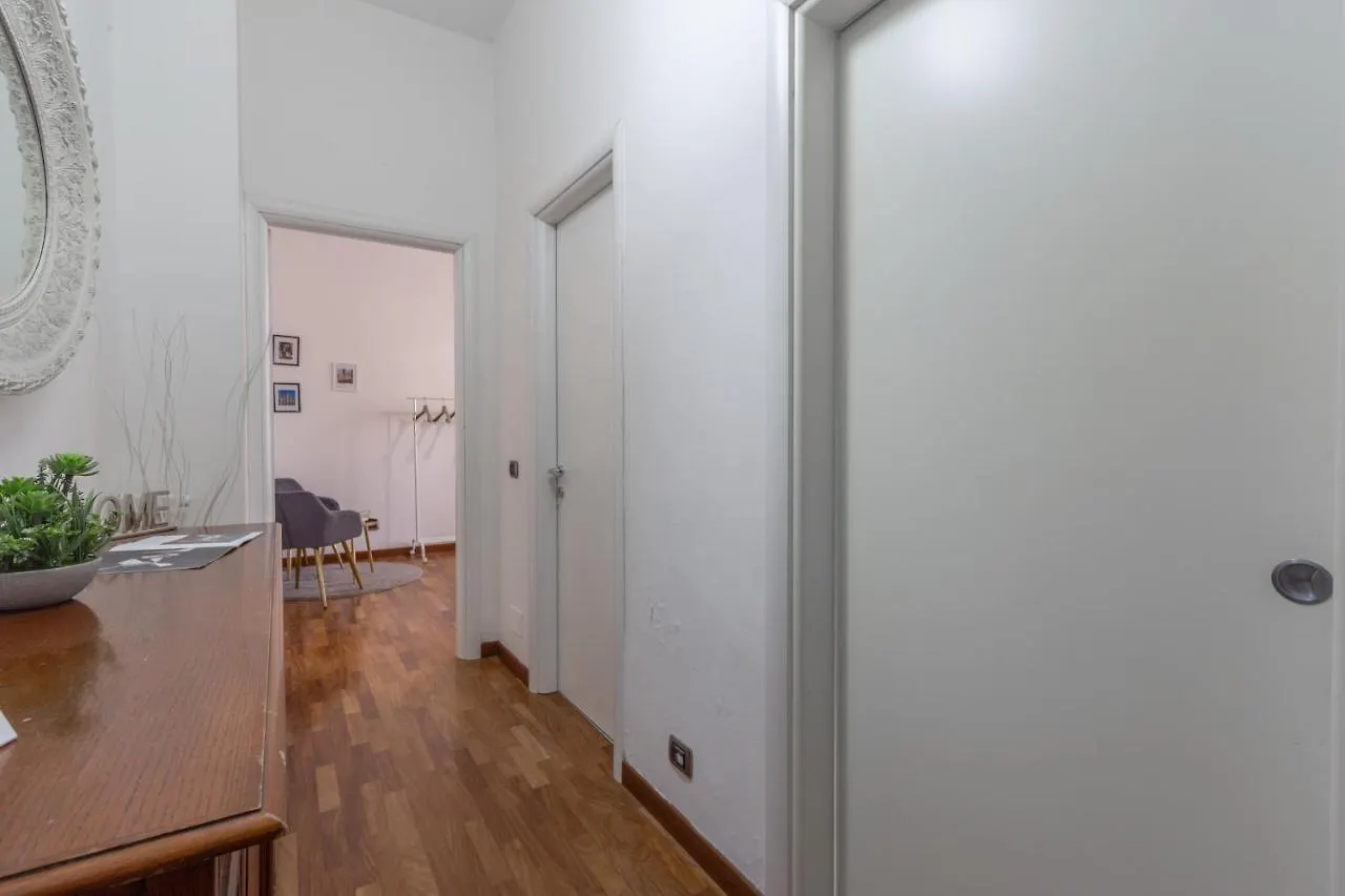 House Romana Center Apartment Milan